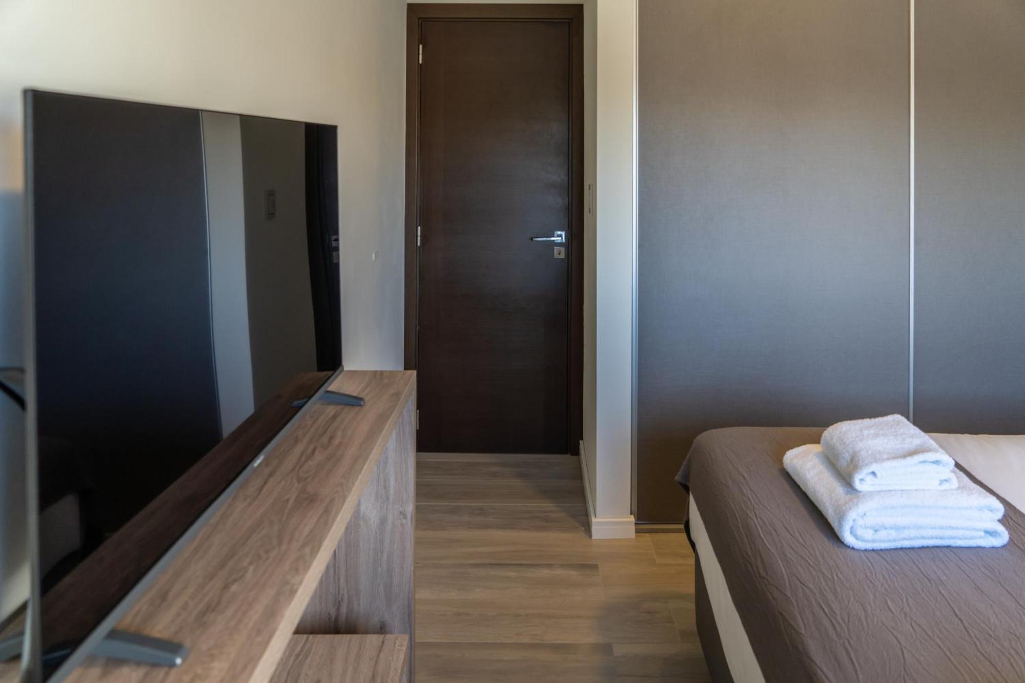 Espacio Terra Apartamentos Junín Екстериор снимка